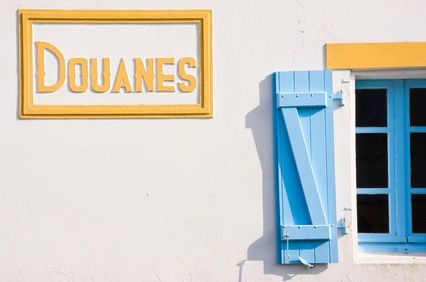 9/ Services. Le nouveau look de la Douane française