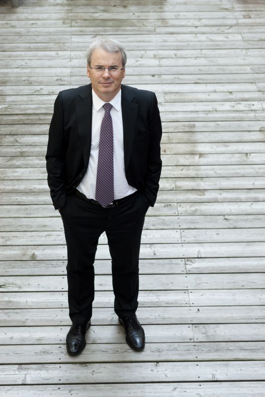 Pour Frédéric Sanchez (Medef), l’Etat devrait inciter et soutenir les implantations à l’étranger