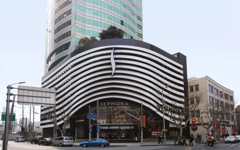 Chine : Sephora ouvre un flagship très high tech à Shanghai