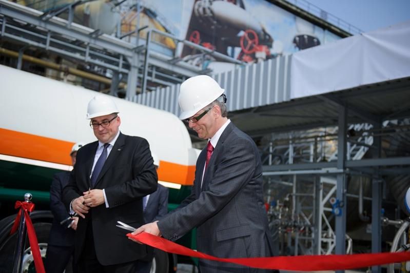 Air Products opère un liquéfacteur de CO2 en Pologne