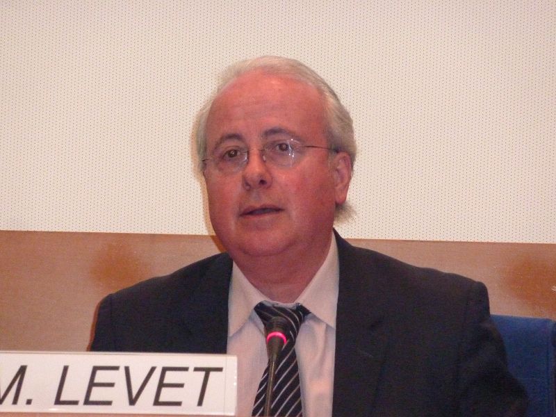 France-Algérie : Paris et Alger jouent la carte du partenariat industriel et technologique