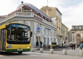 Demain dans vos agendas (accès libre) : Symposium CCEF, France-Azerbaïdjan, Croatie, France-Algérie, France-Irak, Rhône-Alpes/Italie, Dubaï, Biotechnologies/États-Unis