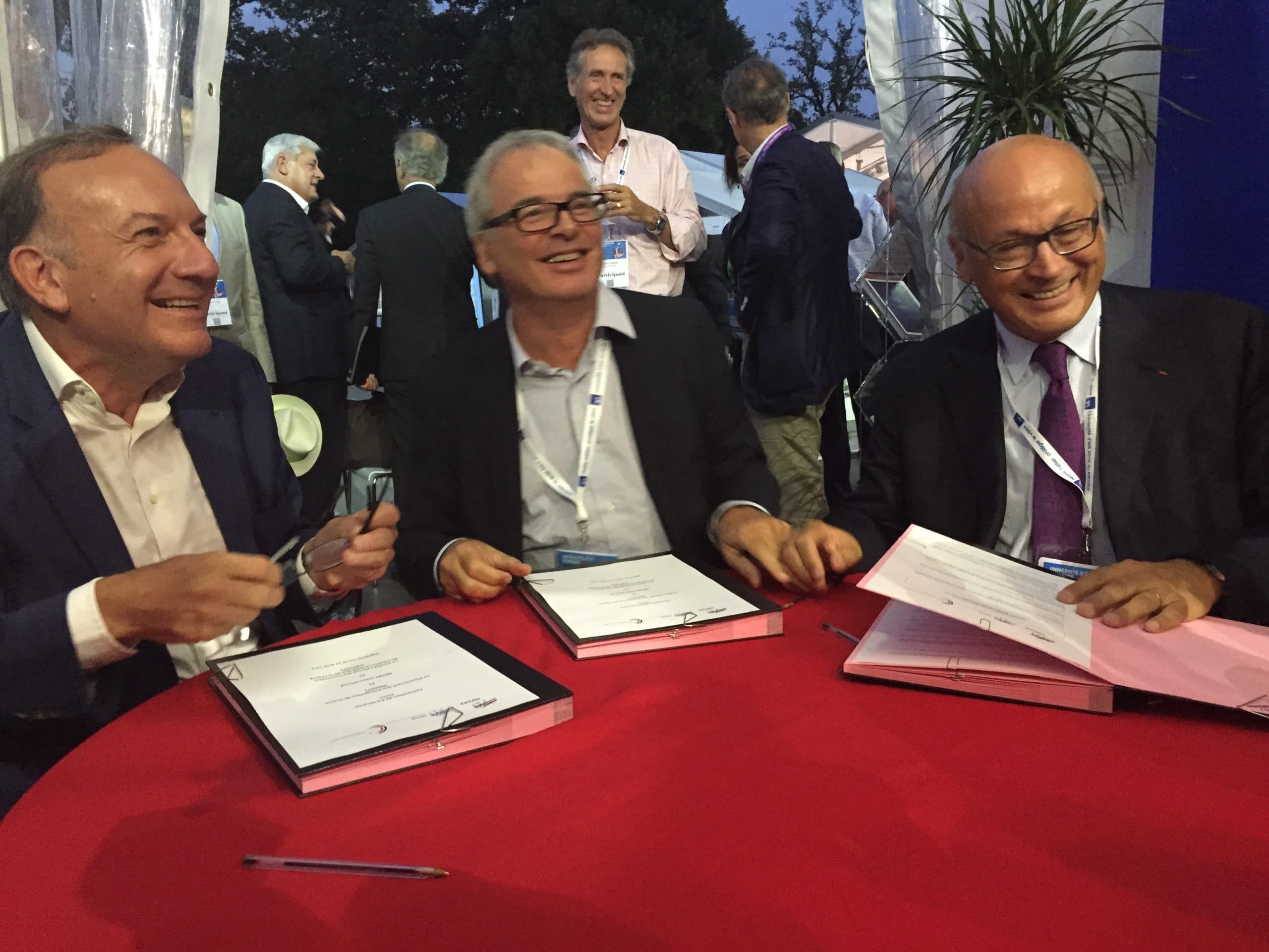 Export / Entreprises : le Medef, Medef International et les CCEF renforcent leur coopération