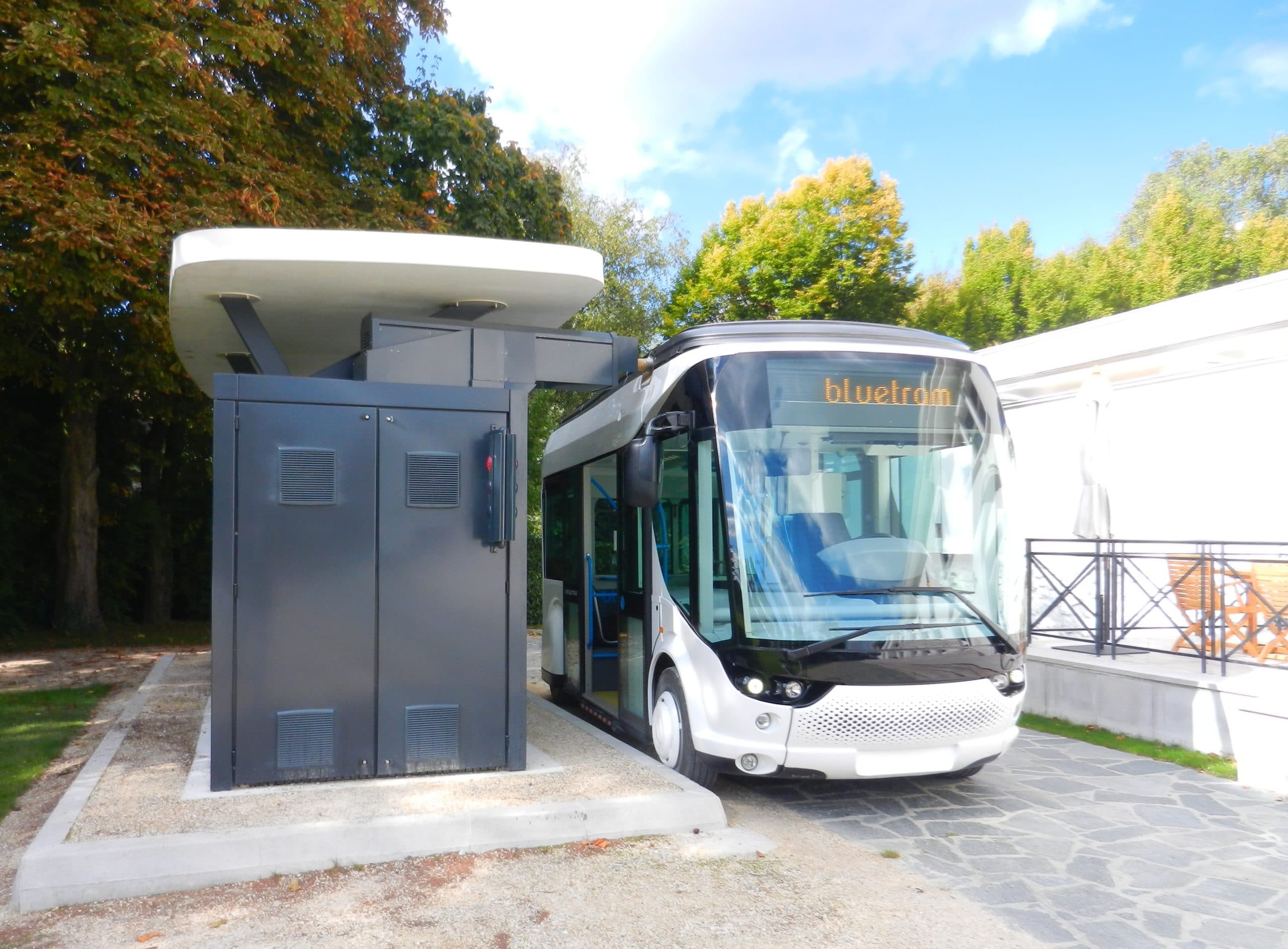 Mobilité / Asie : Blue Solutions teste à Singapour le premier tramway sans rail ni caténaire d’Asie