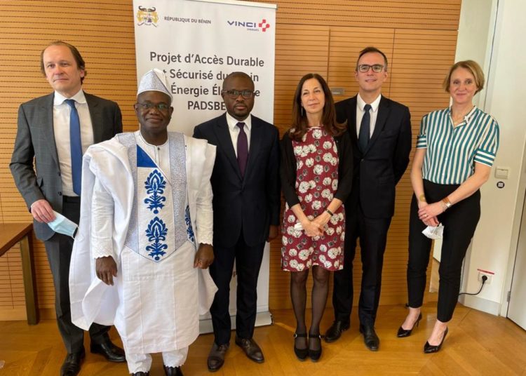 Bénin : Vinci modernise le réseau électrique grâce à un crédit export Natixis