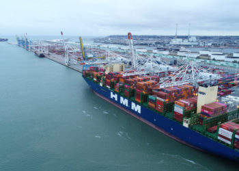 Transports et logistique : les ports français et européens se remettent à flots