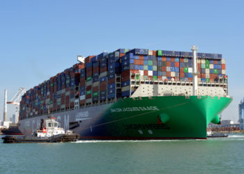 Transports : les acteurs maritimes et aériens accélèrent dans les carburants propres