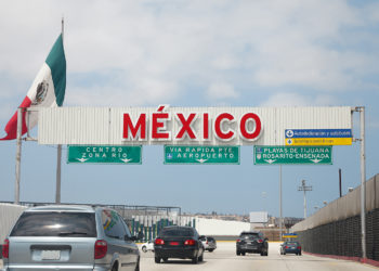 Mexique : le coup de pouce de Le Drian aux entreprises françaises