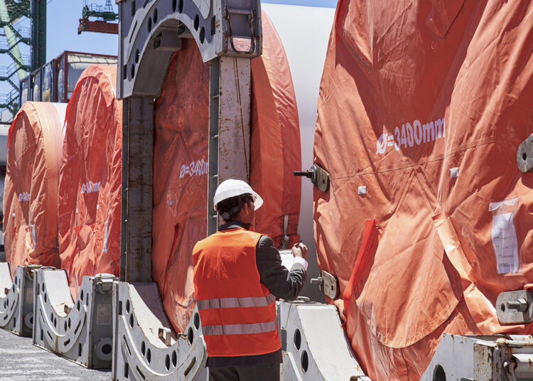 Commerce extérieur :  les exportations de biens toujours en légère progression