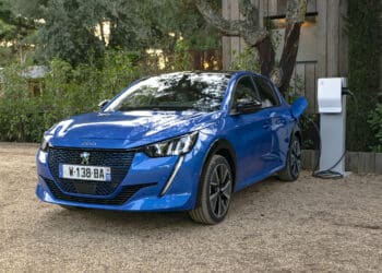 Automobile : l’idée d’un protectionnisme européen pour les voitures électriques gagne du terrain