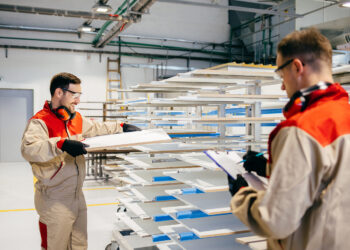 Commerce extérieur : légère hausse des échanges et stabilisation du déficit