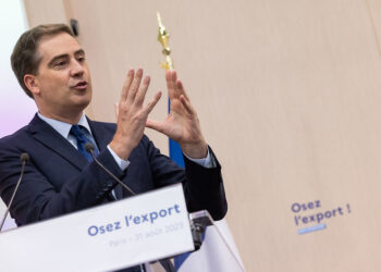 Plan export : des mesures de terrain ancrées dans une politique de réindustrialisation  