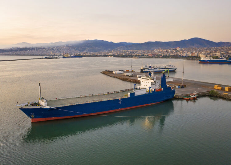 Commerce international : l’OMC revoit à la baisse ses prévisions de croissance