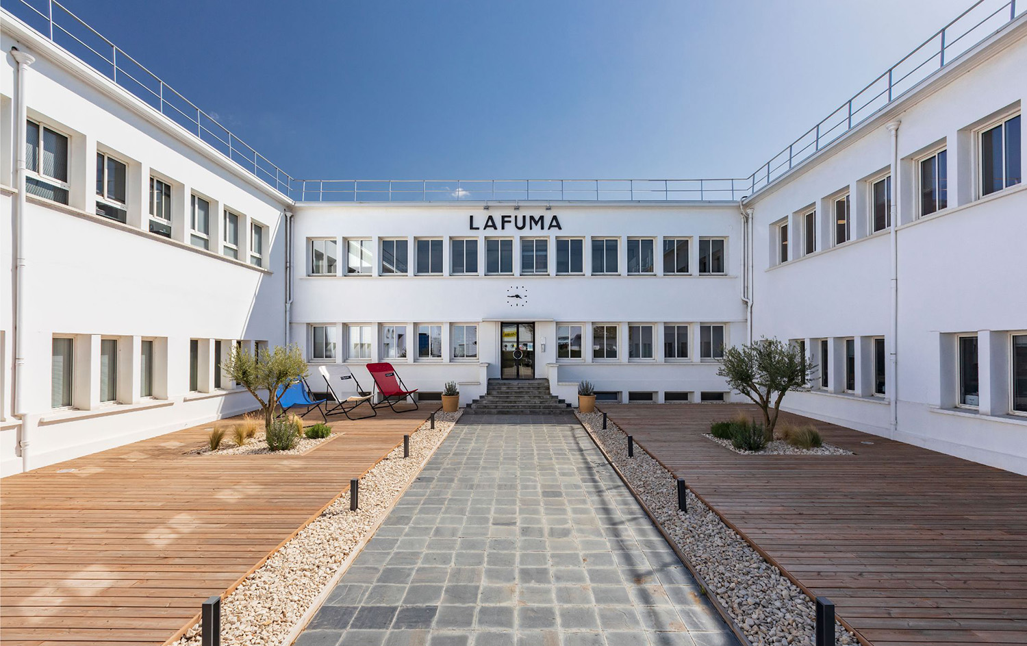 Entreprises, en bref : Lafuma Mobilier, Roche Bobois, Mano Mano ...