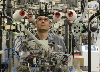 Enquête : comment les PME et ETI françaises s’adaptent à l’instabilité tarifaire américaine