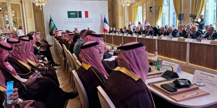 France-Arabie Saoudite : trois parcs à thème et plusieurs milliards d’euros d’accords annoncés