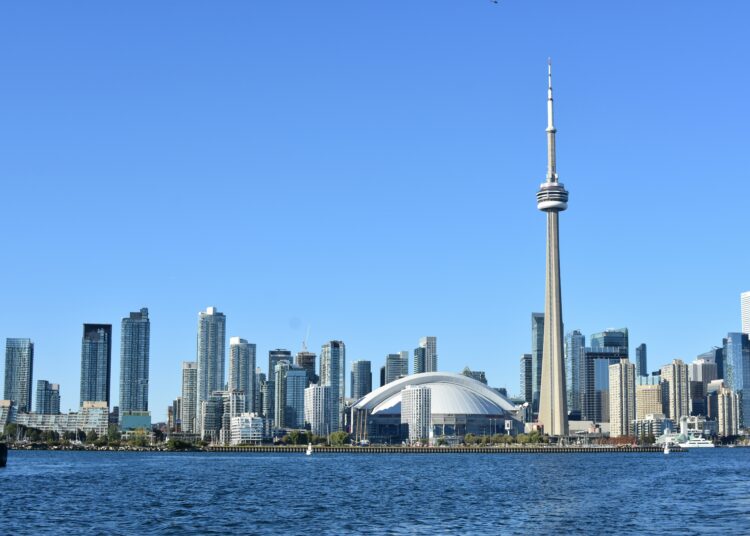 Canada : Une puissance moyenne aux multiples alliances, entre influences multiculturelles et réalités géopolitiques