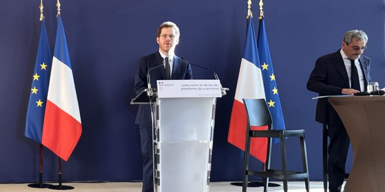 Lutte contre les dérives du e-commerce: les douanes marquent des points